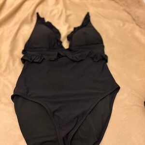 J.Crew women's one piece bathing suit with ruffles black Size 8